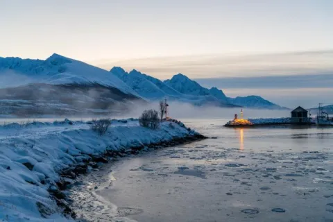 Am Hafen von Fjord Solenagen