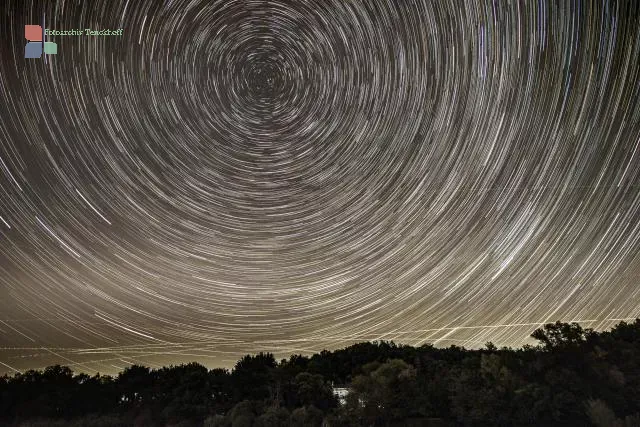 Startrails über dem Hanfbachtal