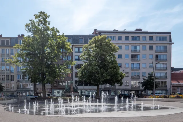 Platz an der Bibliothek von Löwen