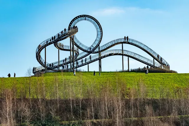 Tiger and Turtle bei Tag auf der Heinrich-Hildebrand-Höhe in Duisburg