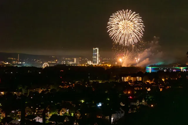 Rhein in Flammen bei Bonn